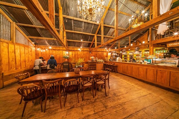 Maîtrisez les secrets d"une mousse au chocolat aérienne et crémeuse : recettes et astuces essentielles à découvrir !